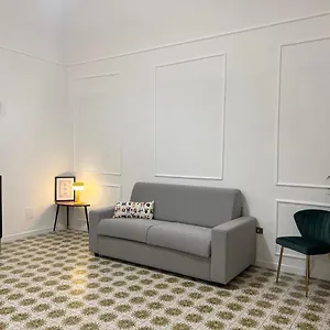 https://the-conical-house-scardicchio-maisons.barihotels.org
